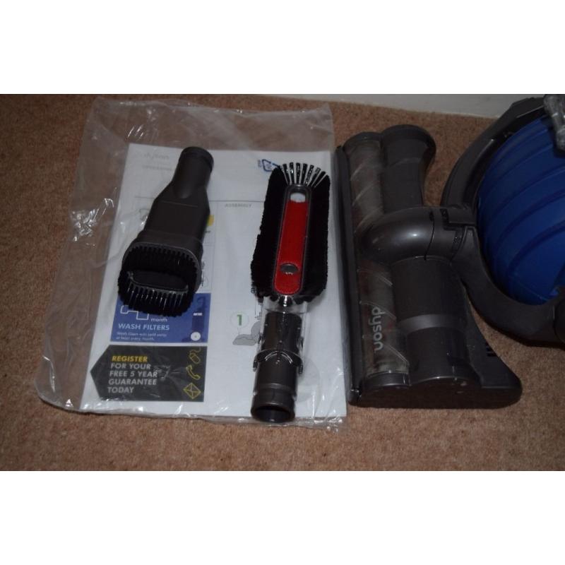 Dyson DC24 Multi Floor Ultra-lightweight Dyson Ball Upright Vacuum Cleaner