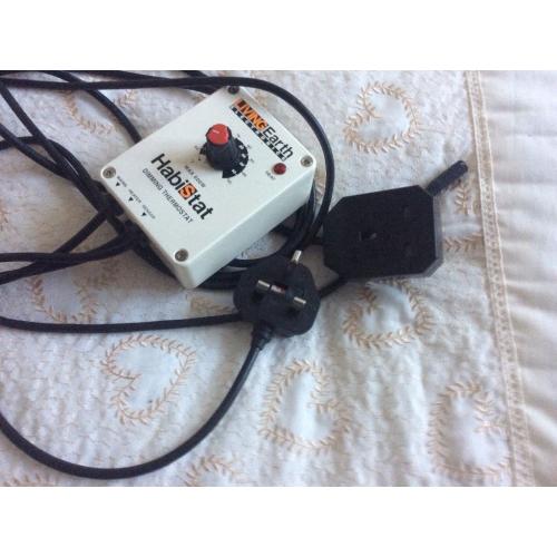 Habitat Reptile Dimming Thermostat 600w (white)