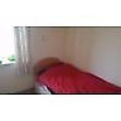Nice Double Single Room with Double Bed in Aldgate