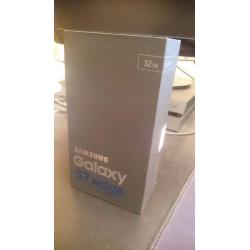 BRAND NEW SEALED Samsung Galaxy S7 Edge Black Onyx (SM-G935F)
