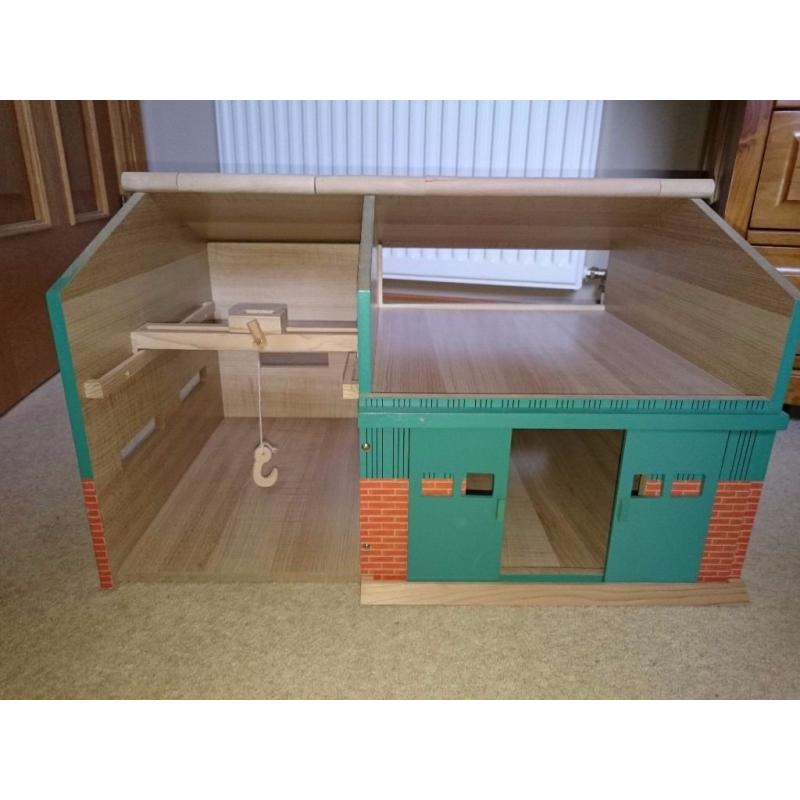 Kids Globe wooden farm workshop (scale 1:32)