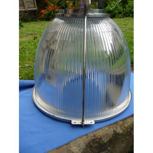 HUGE VINTAGE 1960S HOLOPHANE POLISHED ALUMINIUM & GLASS INDUSTRIAL LIGHT