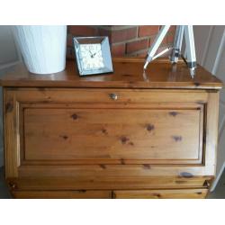 Solid pine bureau desk drawers castors