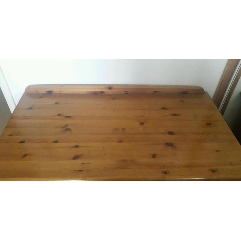 Wooden desk good condition