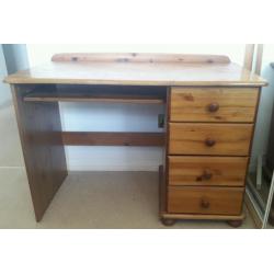 Wooden desk good condition