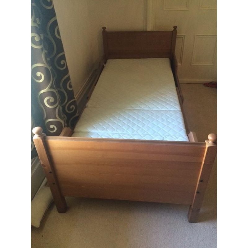 IKEA child's extendable bed