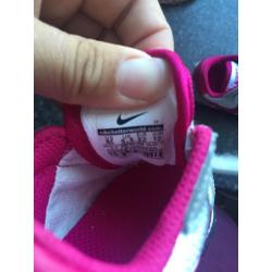 Nike trainers new