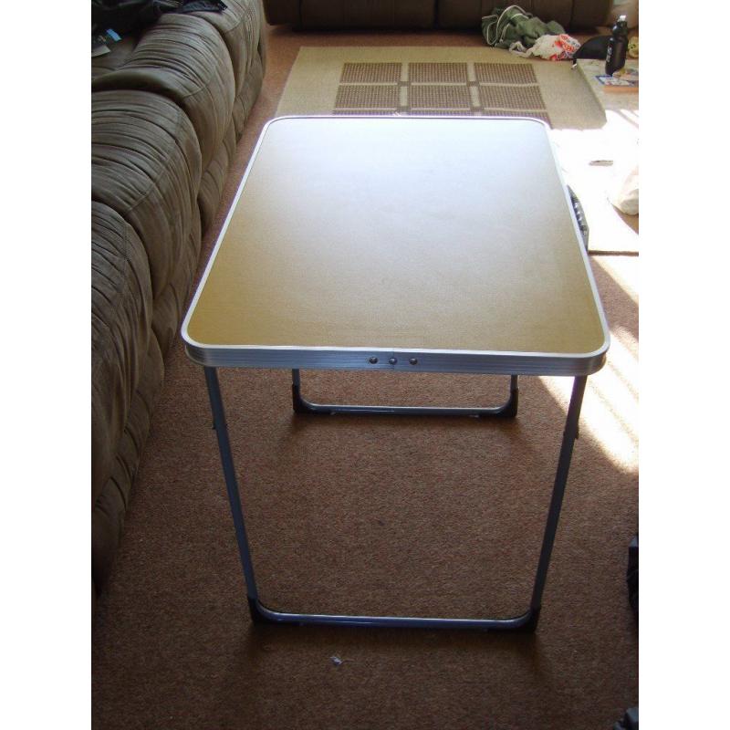 folding/camping table