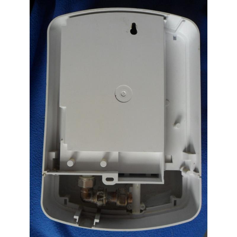 Triton 10.5kw electric shower. With original instructions - Pokesdown BH5 2AB