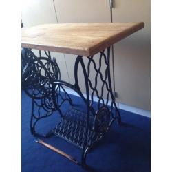 Singer sewing machine table