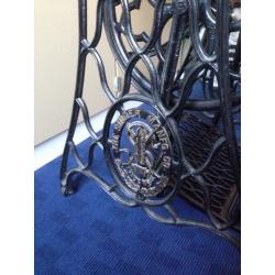 Singer sewing machine table