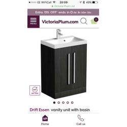 Victoria plumb drift Essen vanity basin & toilet units