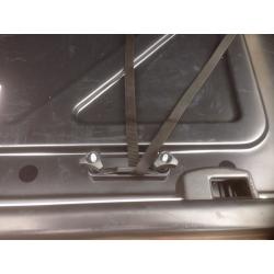 Roof storage box