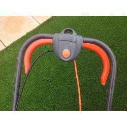 Flymo 330 easy glide Hoover mower ,works well but Iid is broken .