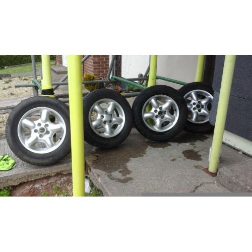 215 65 16 Freelander 1 alloy wheels