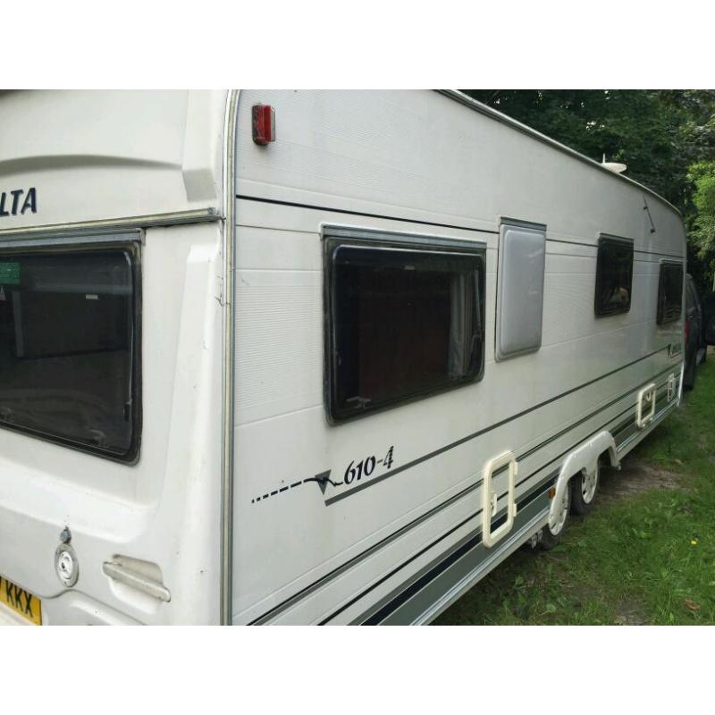 Lunar Delta 610/4 caravan vgc