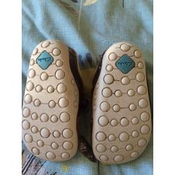 Clarks shoes size 3.5G