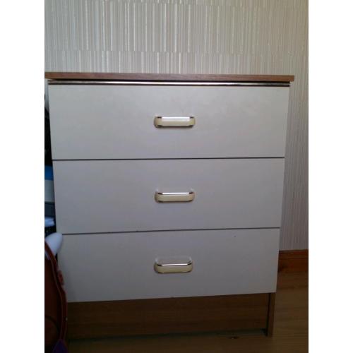 Chest drawers