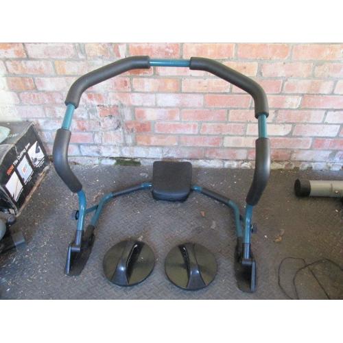 Ab Roller & Push Up Bars