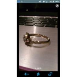 9ct gold diamond ring size p