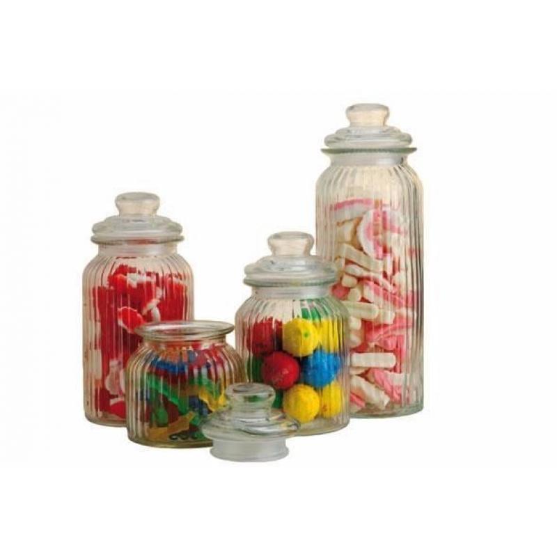 Set of 4 candy jars & 3 plastic scoops - perfect for wedding candy cart