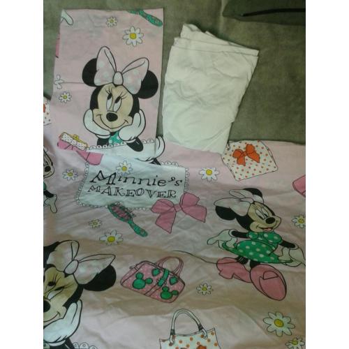 Minnie mouse duvet cover,pillow case & fitted sheet. For Cotbed