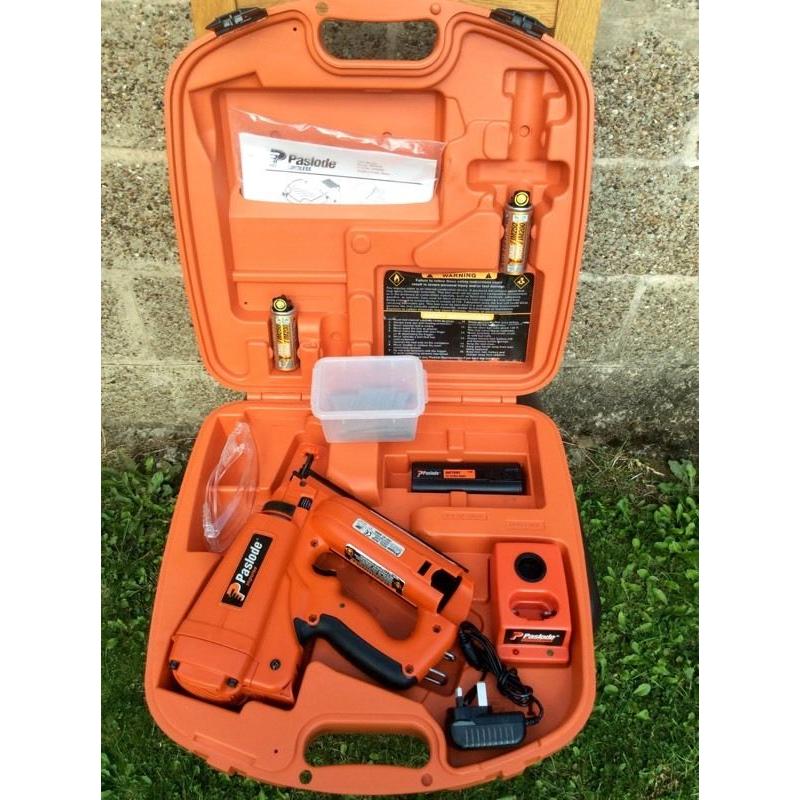 Paslode IM250a/IM65a F16 Cordless Brad Nail Gun, Fully Cleaned & Serviced