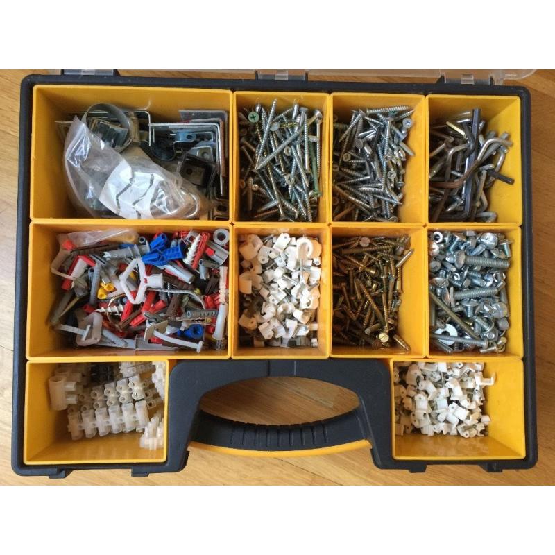 Fabulous Deep Storage Organiser 10 removable pods +100's of screws/electrical/brackets/rawlplugs