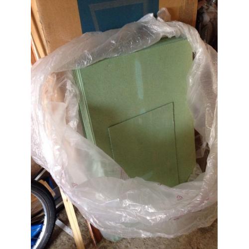 Free under layer for laminating floor