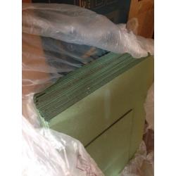 Free under layer for laminating floor