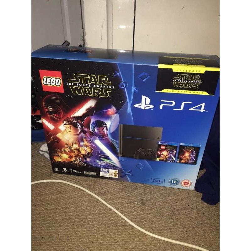 PS4 500GB W/ STAR WARS LEGO GAME & BLU RAY DISC
