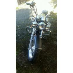 Pioneer motorcycle 125 cruiser on done 11 miles from new