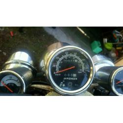 Pioneer motorcycle 125 cruiser on done 11 miles from new