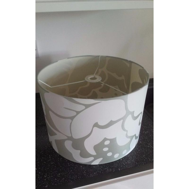 Green and white lamp shade