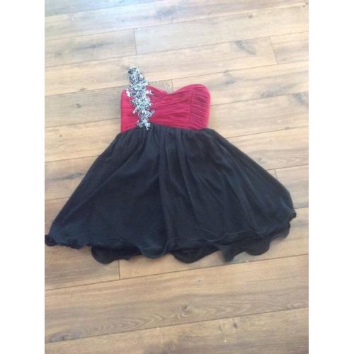 Size 14 one shoulder strap dress