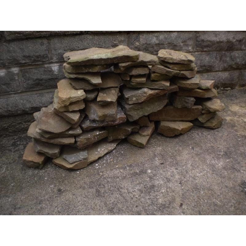 Small quantity of Walling Stone