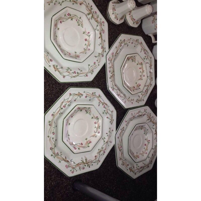1980's collectible China tea set