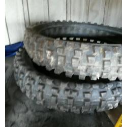 Motor cross tyres 100/90/19