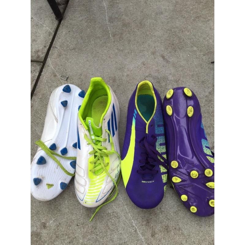 Junior football boots