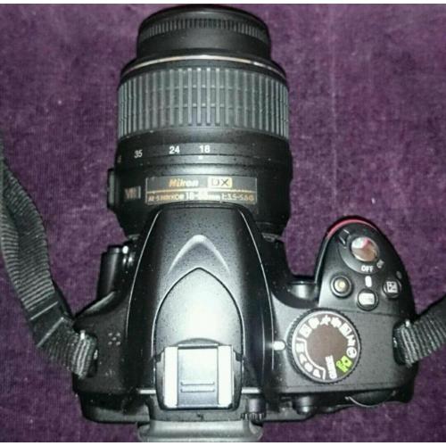NIKON D3200 dslr