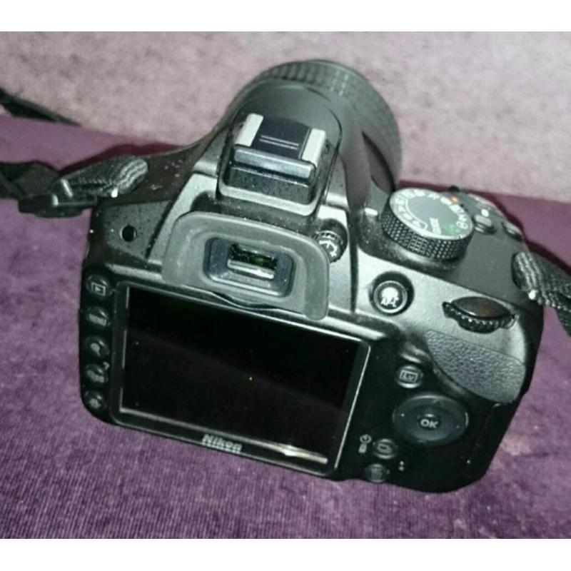 NIKON D3200 dslr