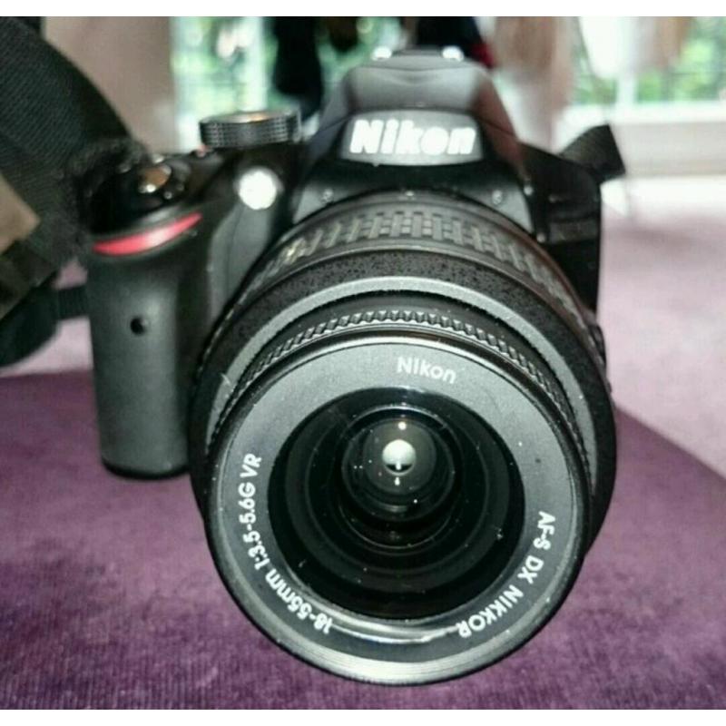 NIKON D3200 dslr