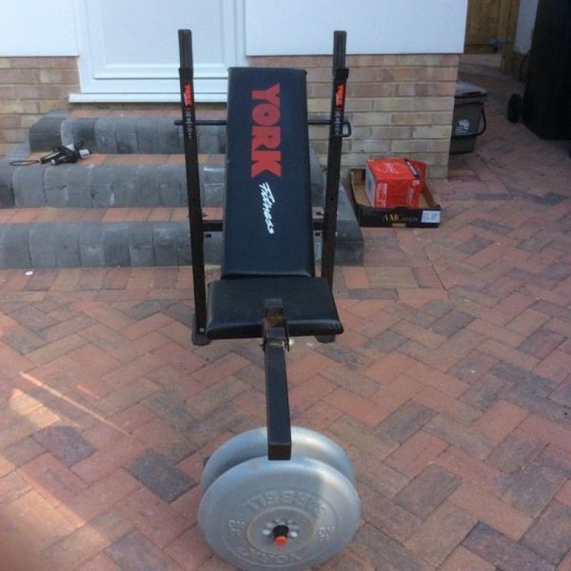 York weight bench and 20 kgs