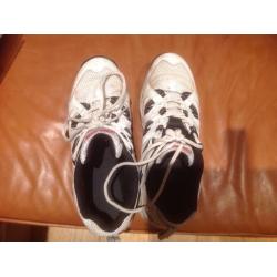 Gunn & Moore Cricket shoes  size 7