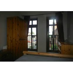 Double room in gated 4 bedroom modern townhouse **The Cloisters**