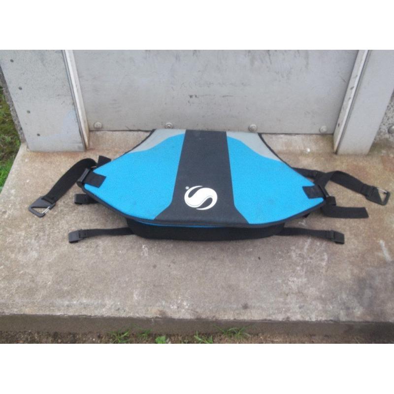 TRACTOR SEAT COVER