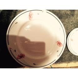 Poppy Dinner Set 4 place