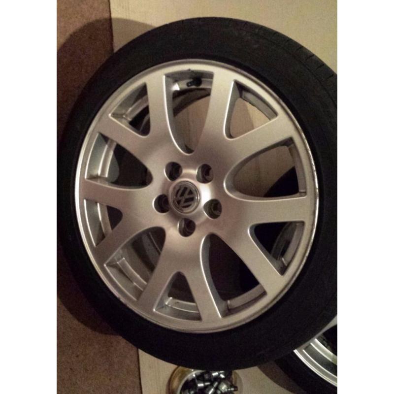 VW T5 Transporter Land Rover Range Rover 19" alloy wheels & tyres