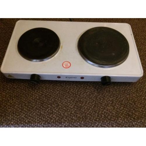 Two hob portable cooker