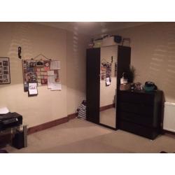 Lovely room for short-term let, 8-18th September
